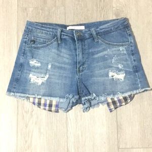 Distressed denim shorts w/ plaid pockets w29